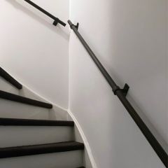 Trapleuning Keila | Zwart 42.4 mm | Wand | DIY